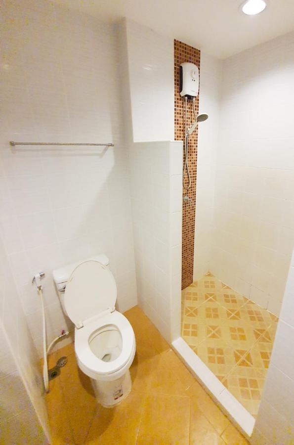 B Space Residence Nong Prue Dış mekan fotoğraf
