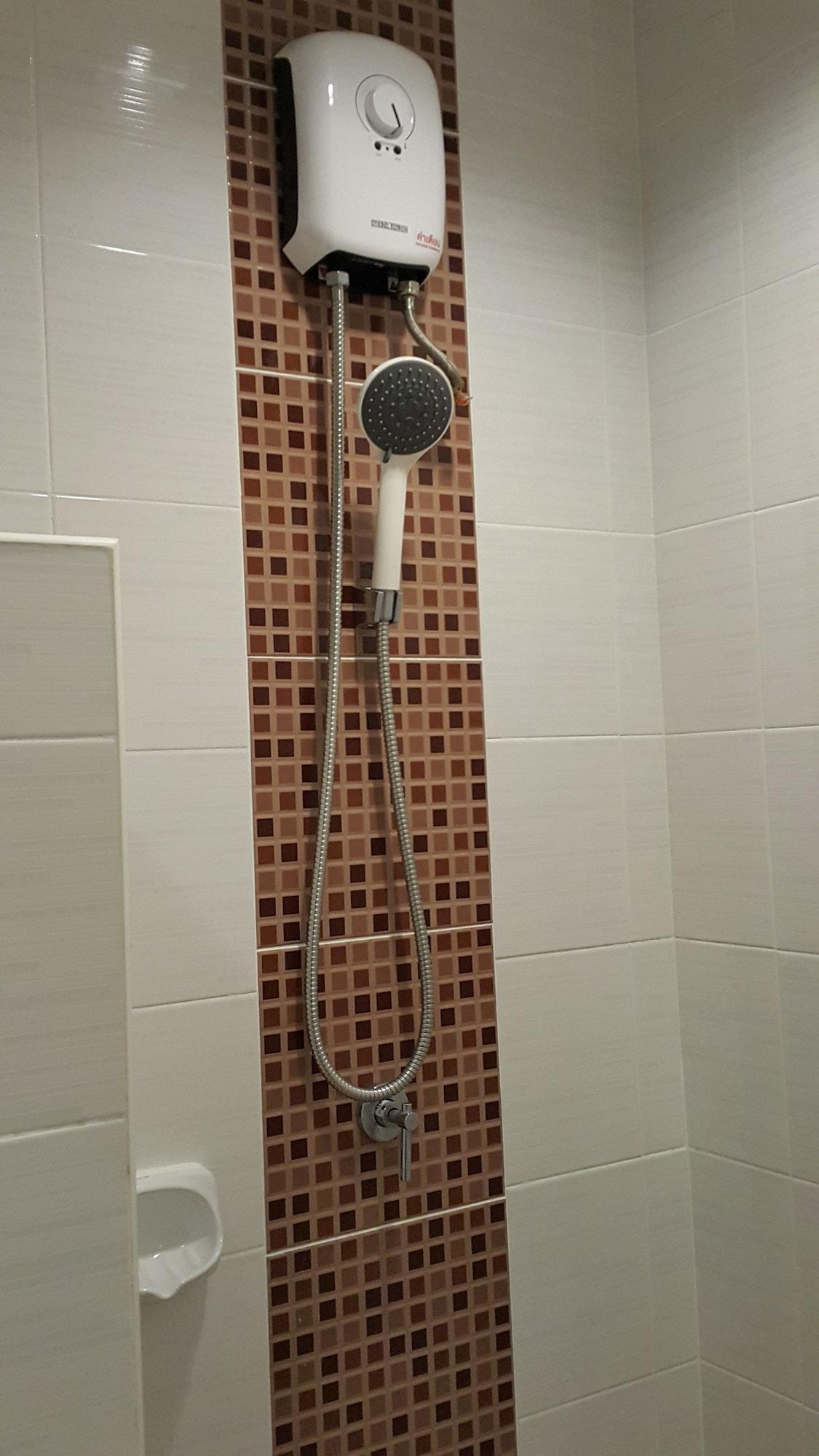 B Space Residence Nong Prue Dış mekan fotoğraf