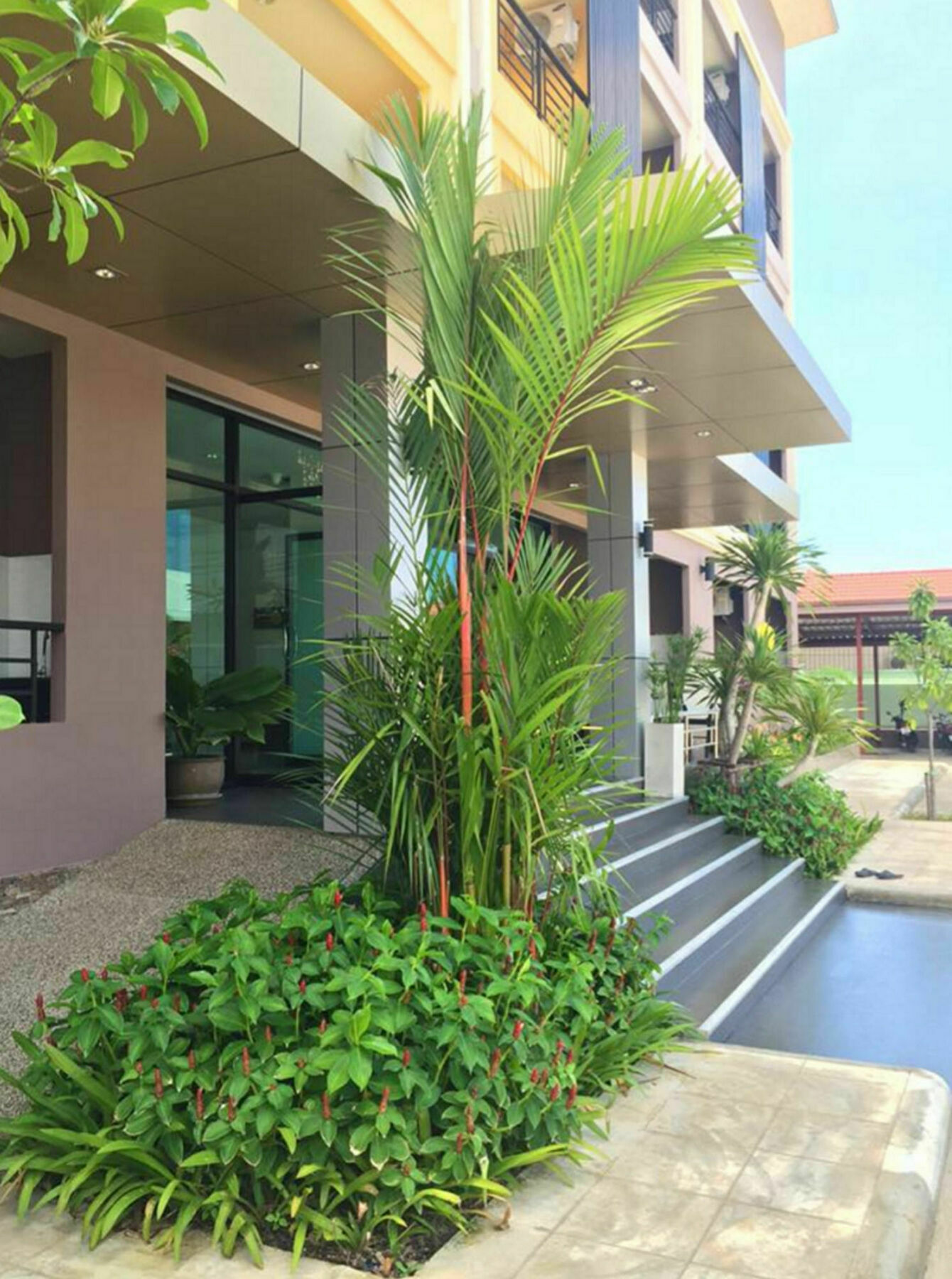 B Space Residence Nong Prue Dış mekan fotoğraf