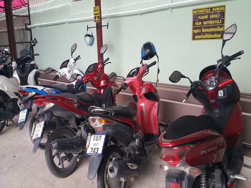 B Space Residence Nong Prue Dış mekan fotoğraf