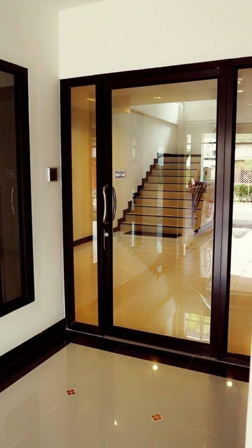 B Space Residence Nong Prue Dış mekan fotoğraf